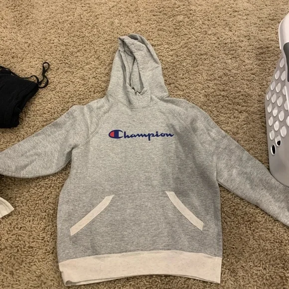 Champion hoodie poshmark sale